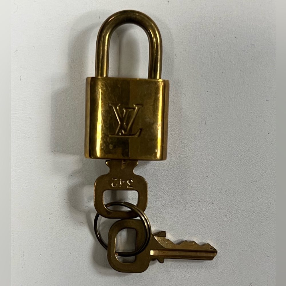 Louis Vuitton luggage lock and key